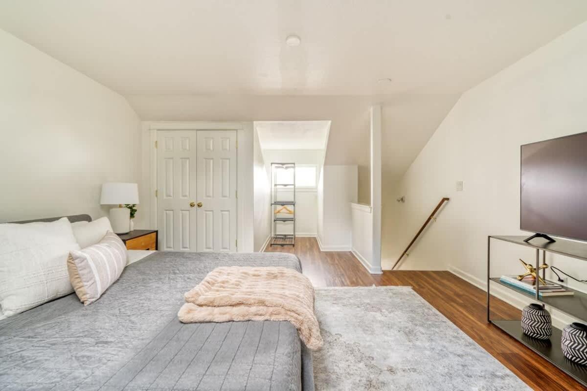 Stay Portland - Perfect Portland Farmhouse Loft - Breweries & Bars Экстерьер фото