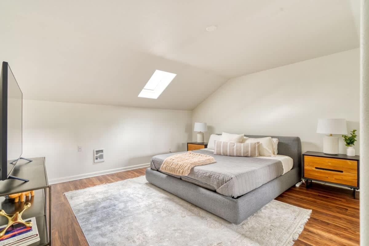 Stay Portland - Perfect Portland Farmhouse Loft - Breweries & Bars Экстерьер фото